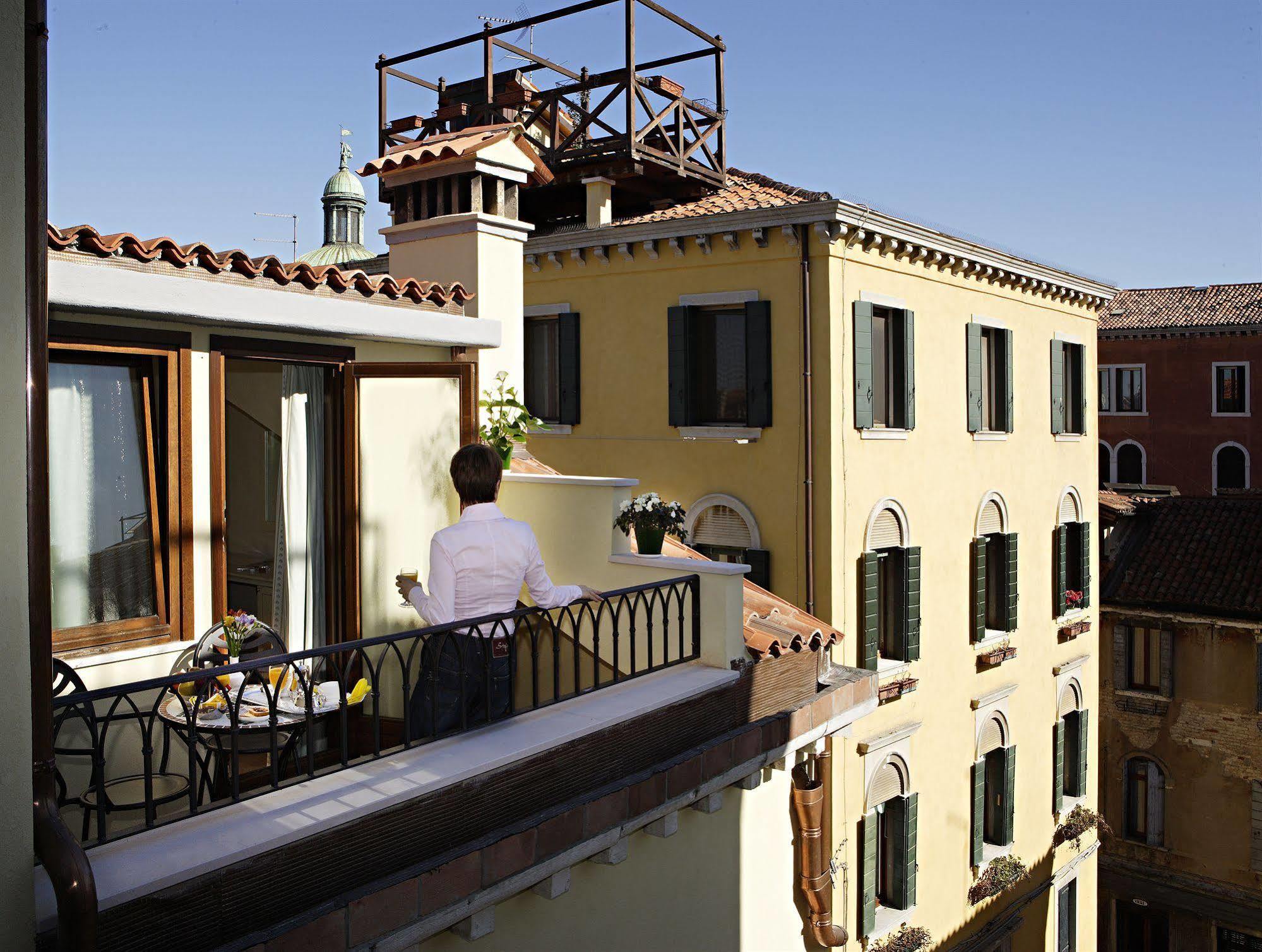 Hotel Carlton Capri Venedik Dış mekan fotoğraf